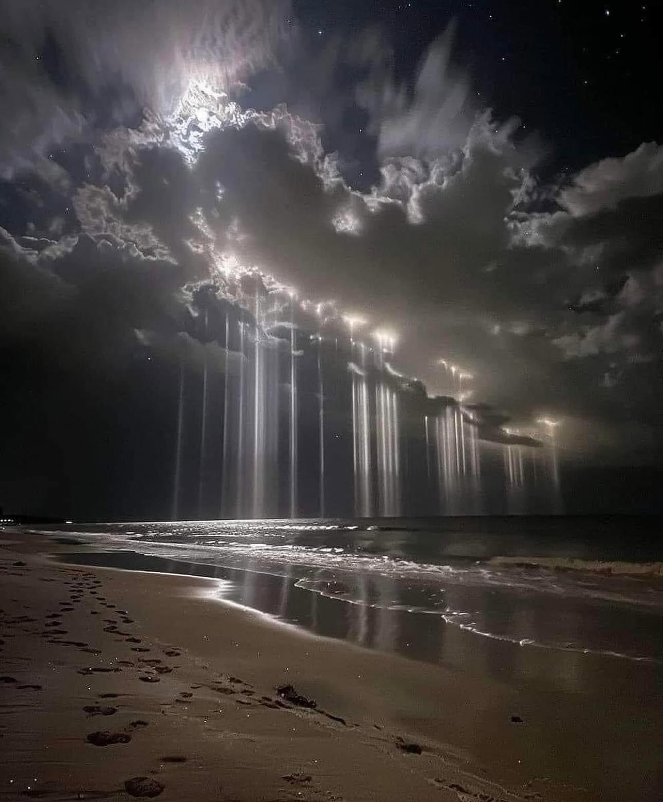 Luckycharm OnlyFans header