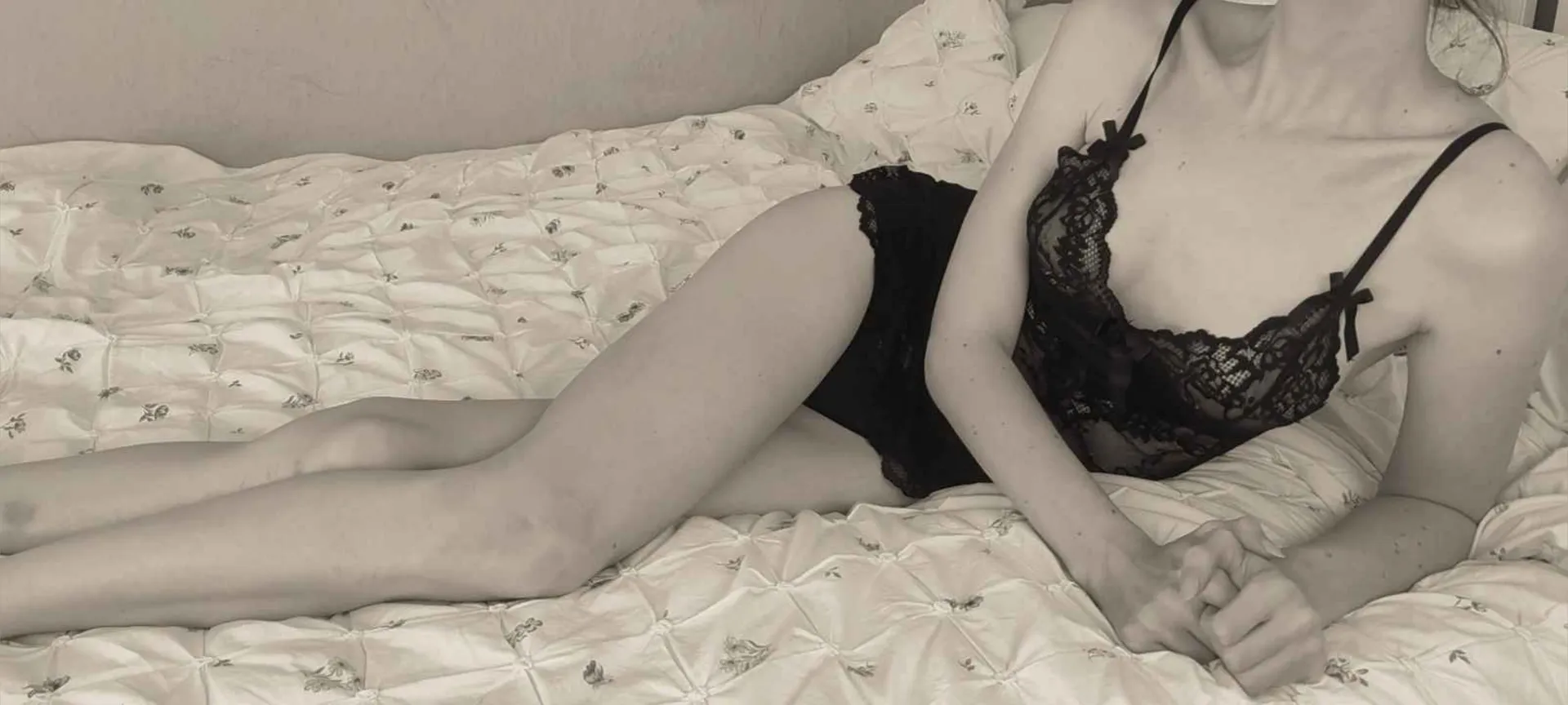 Emily OnlyFans header