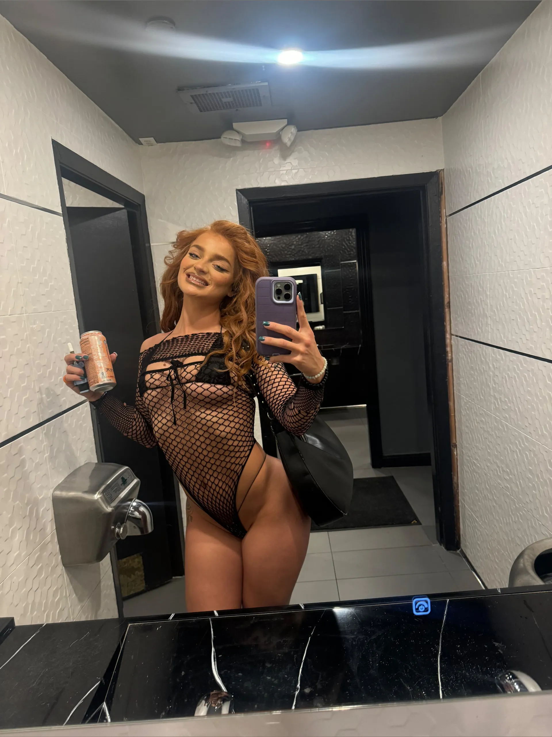 Redheadedwh0r3 OnlyFans header