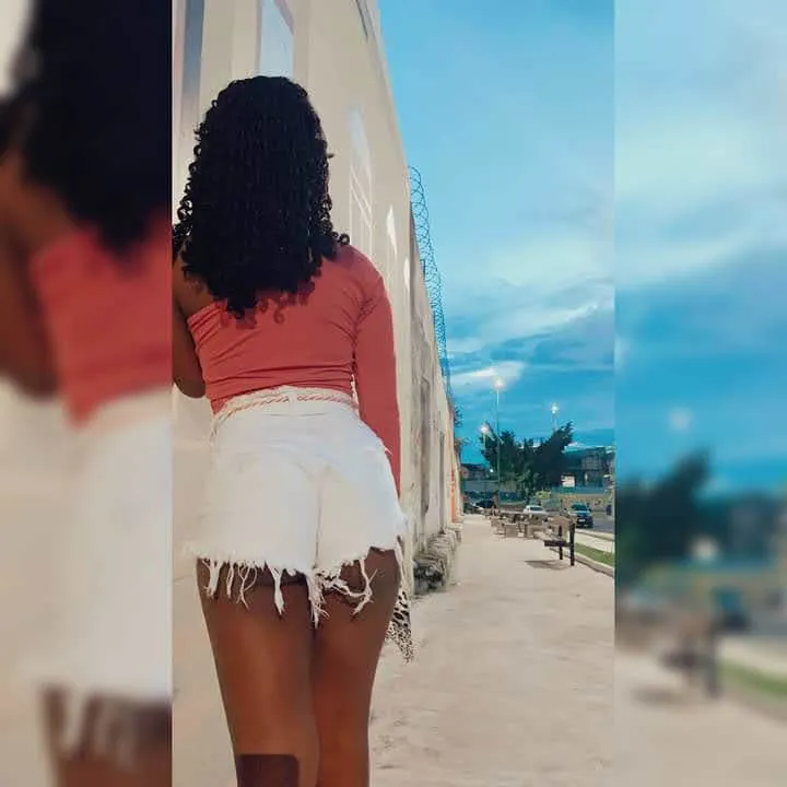 Anna julia OnlyFans header