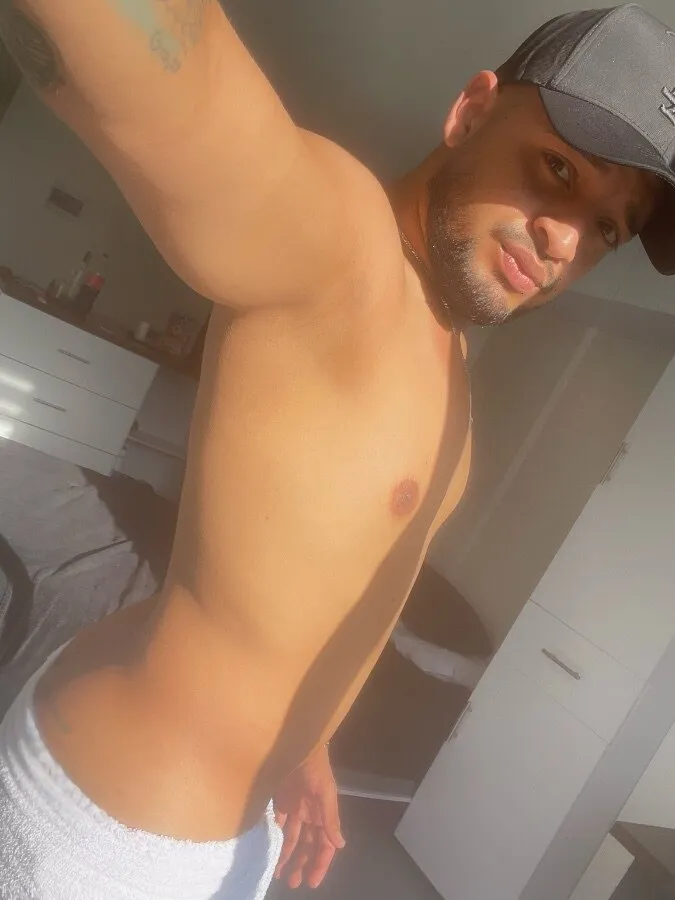 Aarón_Andres OnlyFans header