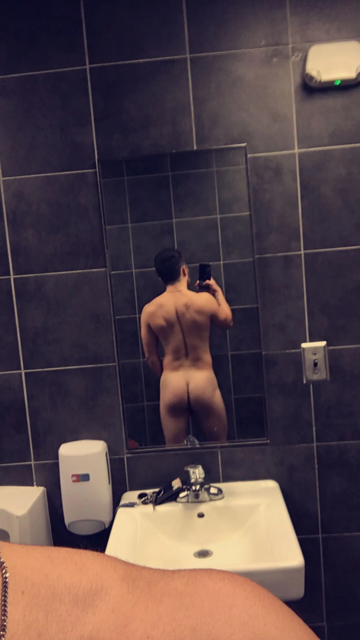 0hsito OnlyFans header