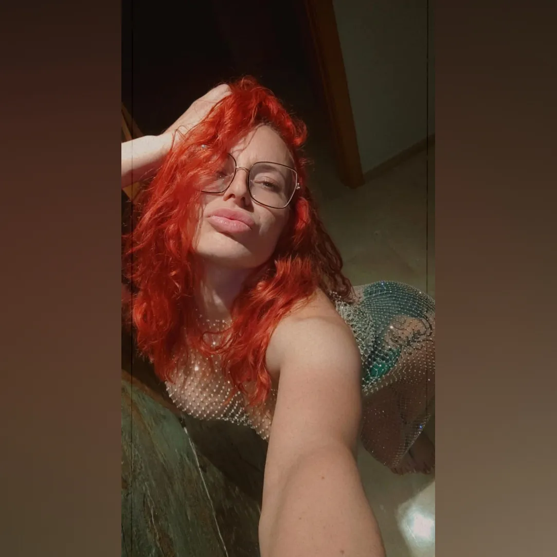 Bella Fox OnlyFans header