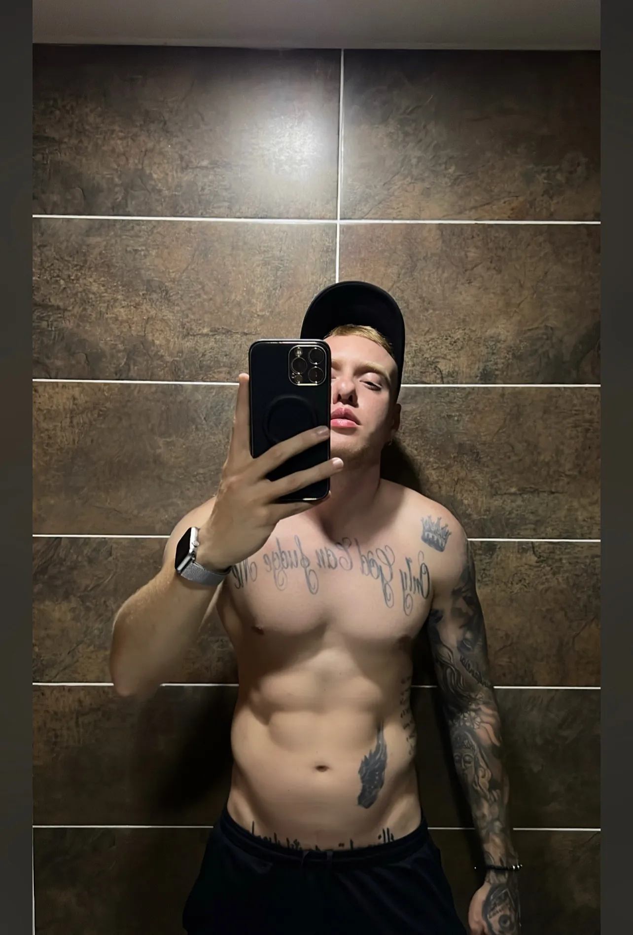 A B OnlyFans profile picture