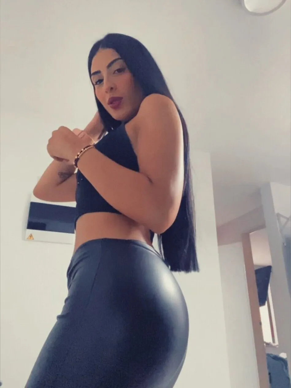 AbrilSantosxo OnlyFans profile picture