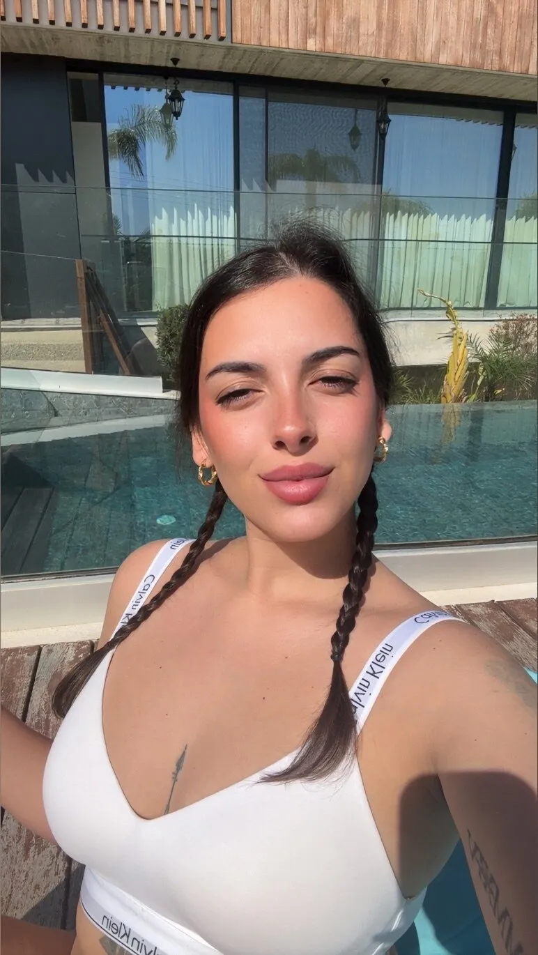 𝐀𝐝𝐢 | 𝐏𝐚𝐧𝐭𝐢𝐞𝐬 𝐃𝐞𝐥𝐢𝐯𝐞𝐫𝐲 📦💦🥵