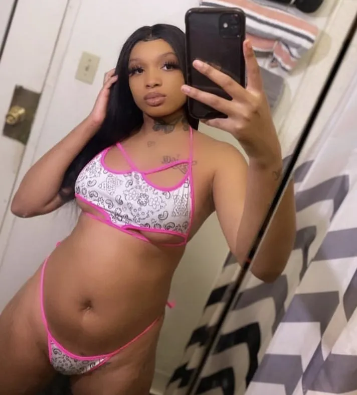 Londonlovee OnlyFans header
