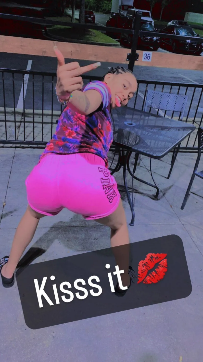 YoManLoveMe 🫶🏽👅 OnlyFans profile picture