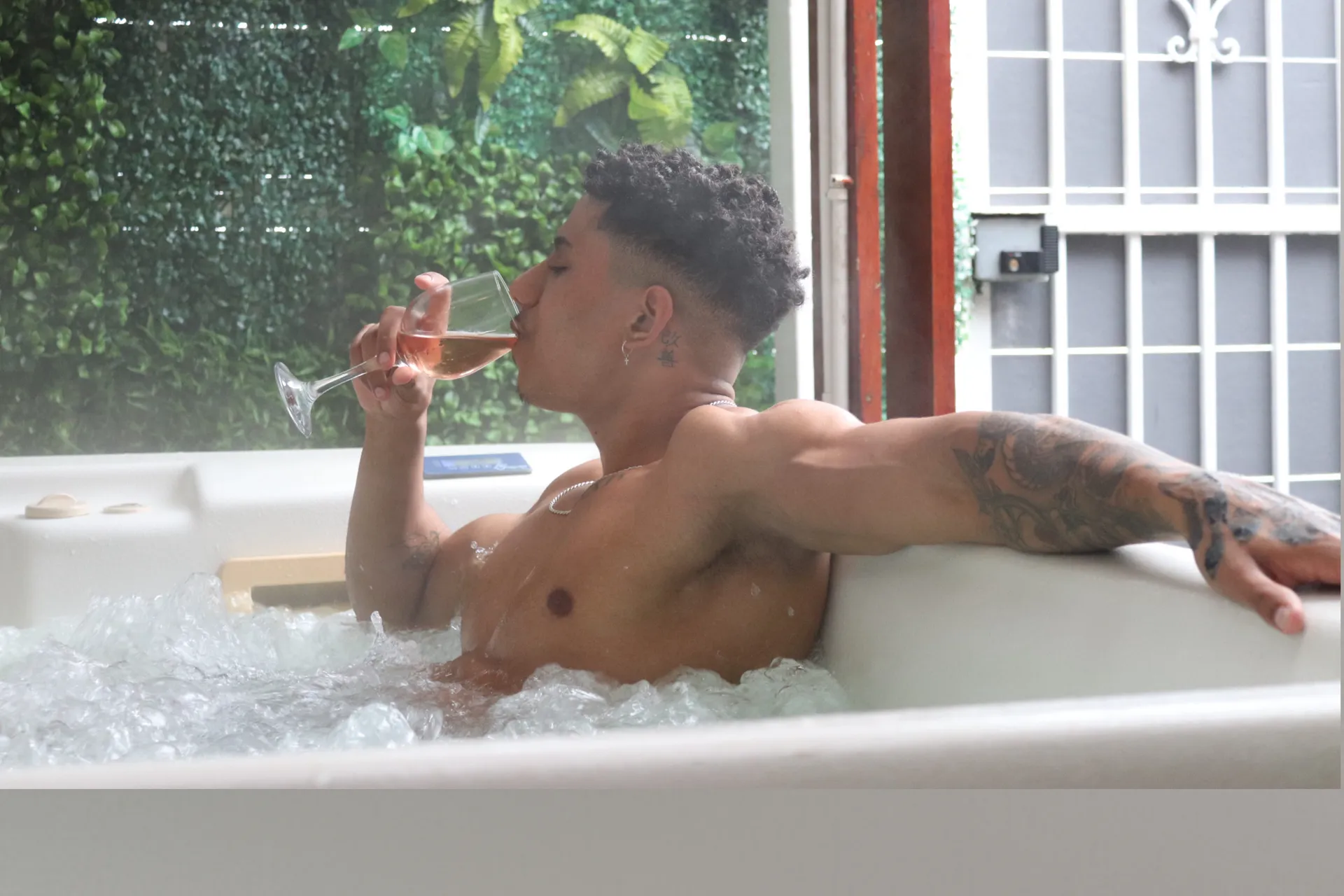 Curly OnlyFans header