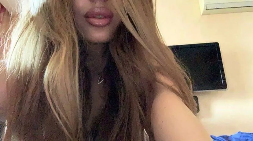 А OnlyFans profile picture