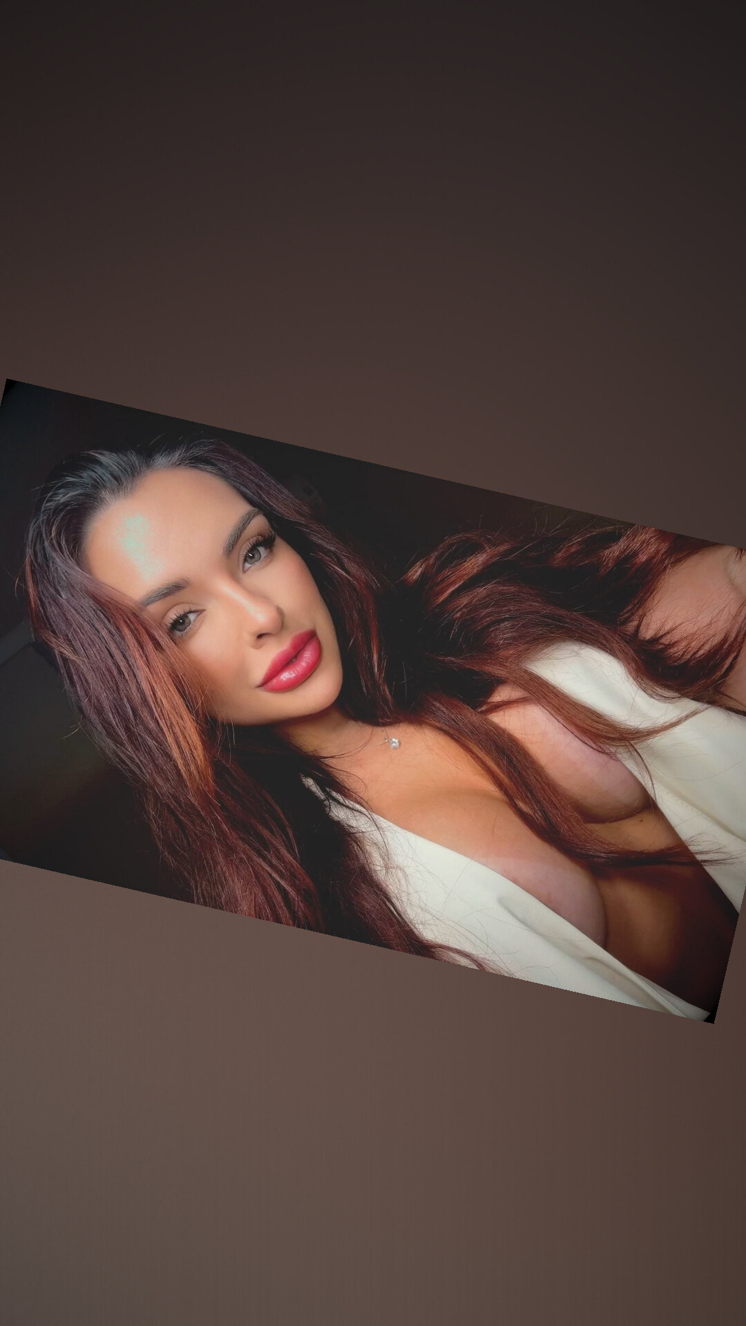 Carolina Aguiar OnlyFans header