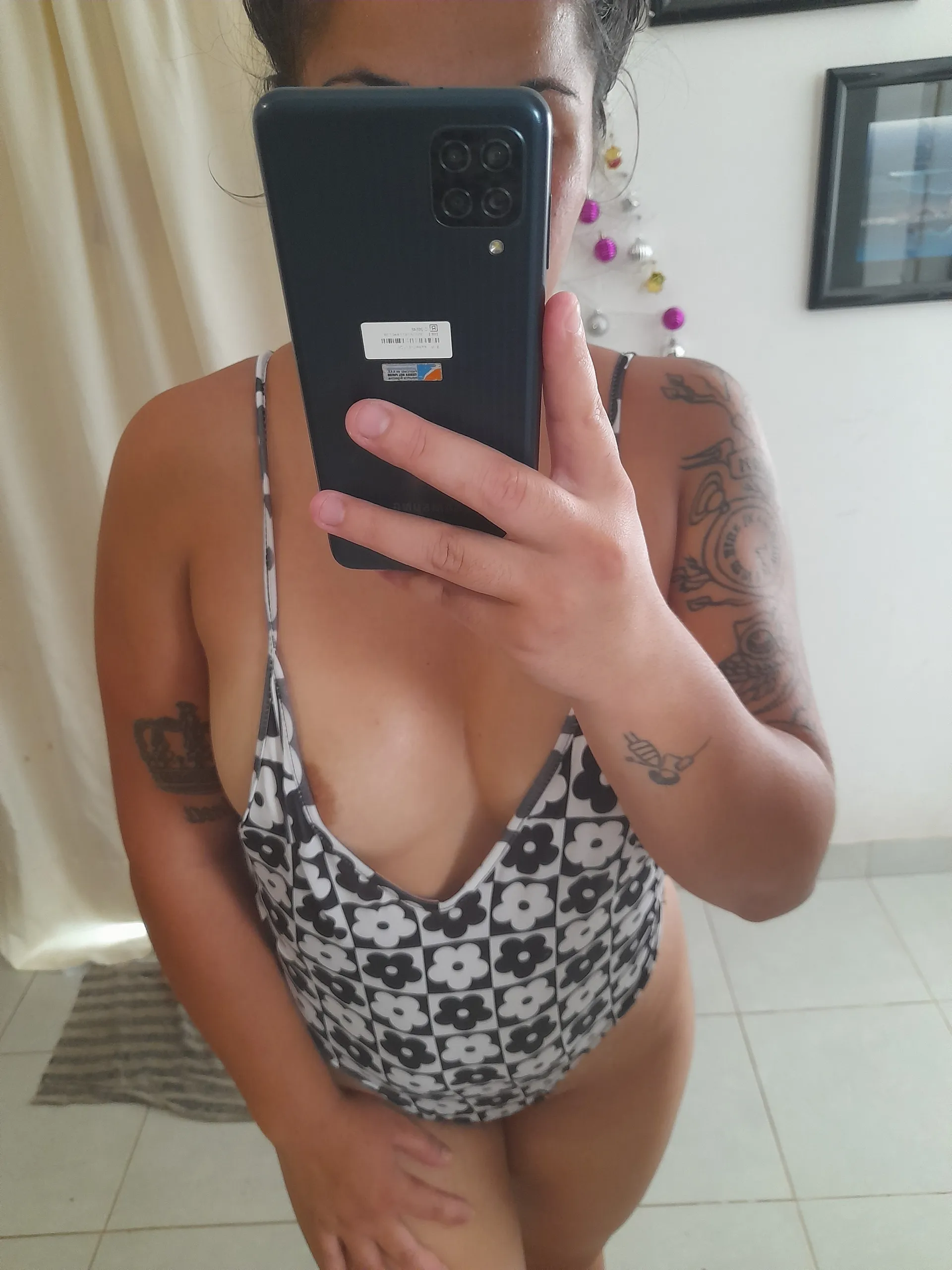 Ailen OnlyFans header