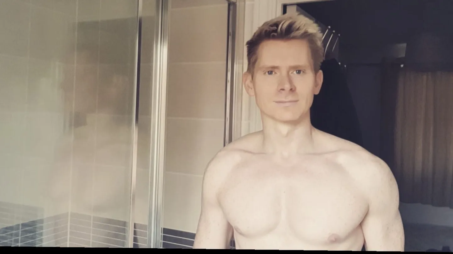 AJ1986 OnlyFans header