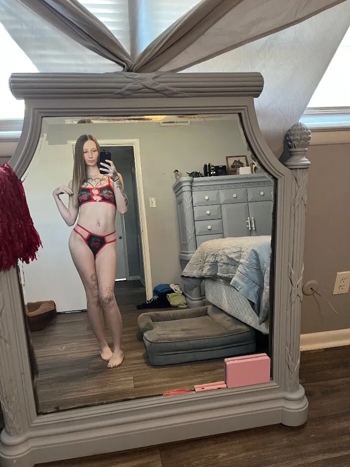 lyss🖤 OnlyFans header