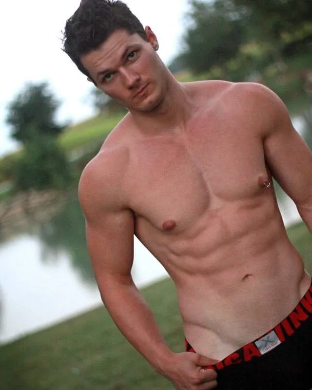 Akaclarkkent OnlyFans profile picture