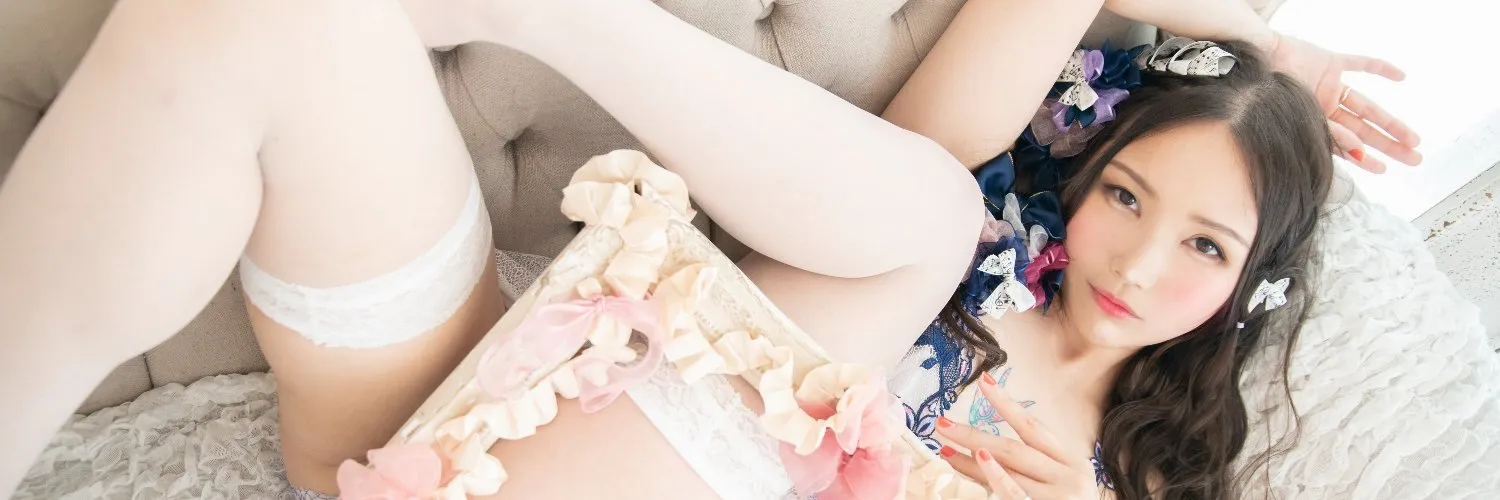 AKARI OnlyFans header