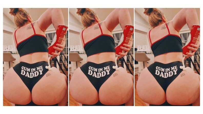 AK 💛 𝘚𝘜𝘗𝘌𝘙 𝘚𝘖𝘈𝘒𝘌𝘙 💦 OnlyFans header