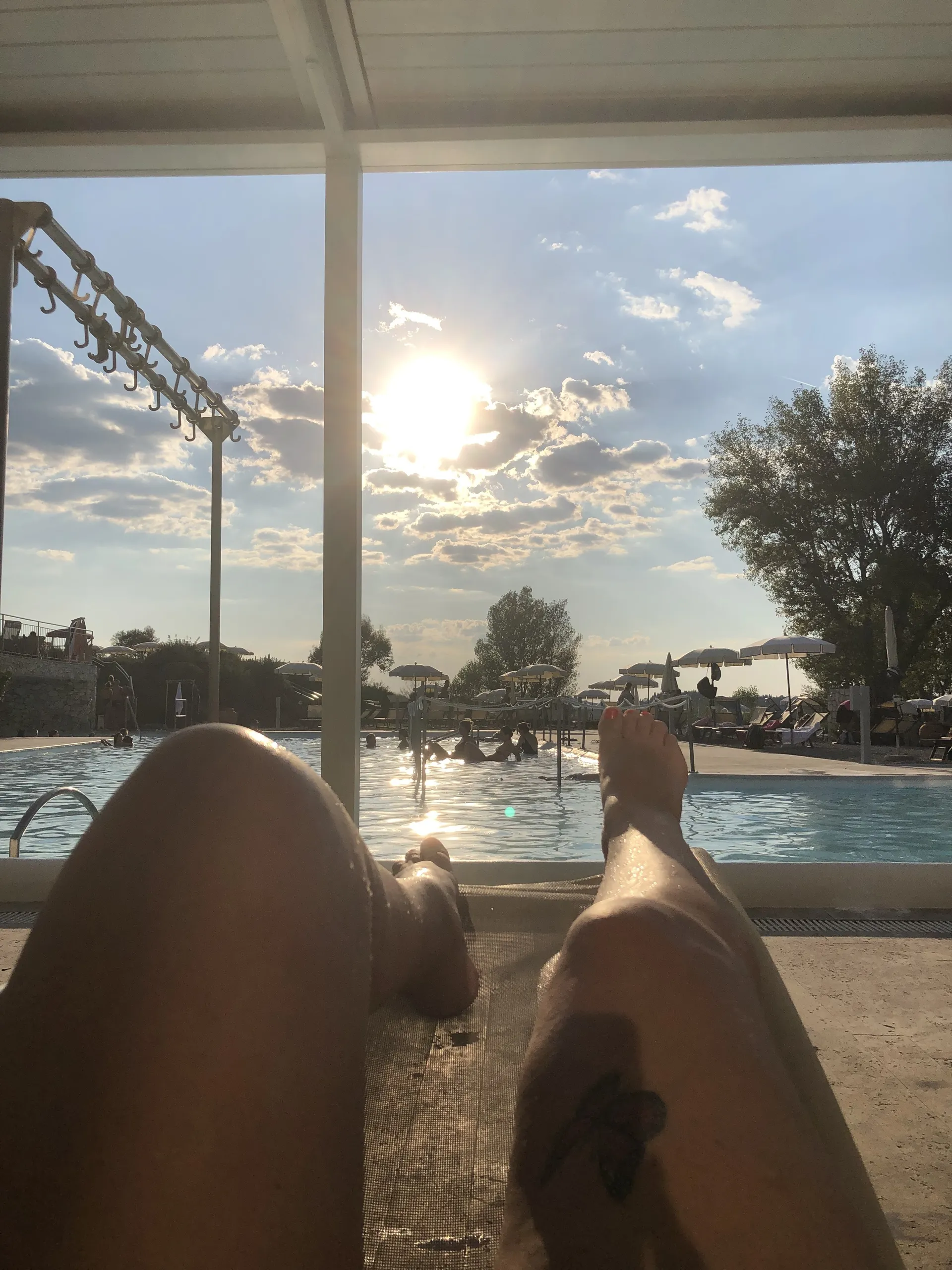 akravit1 OnlyFans header
