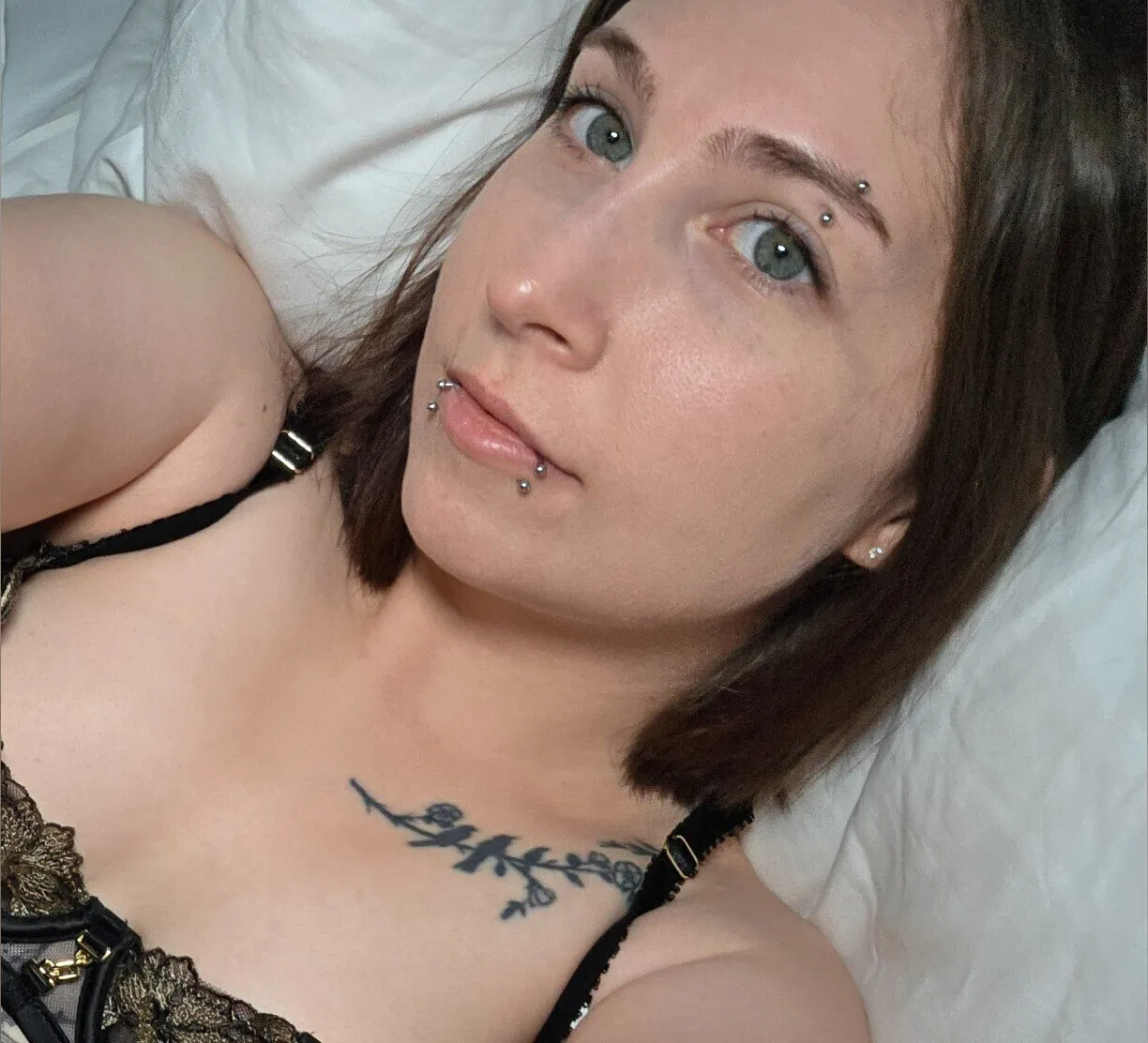 Aleena Laced