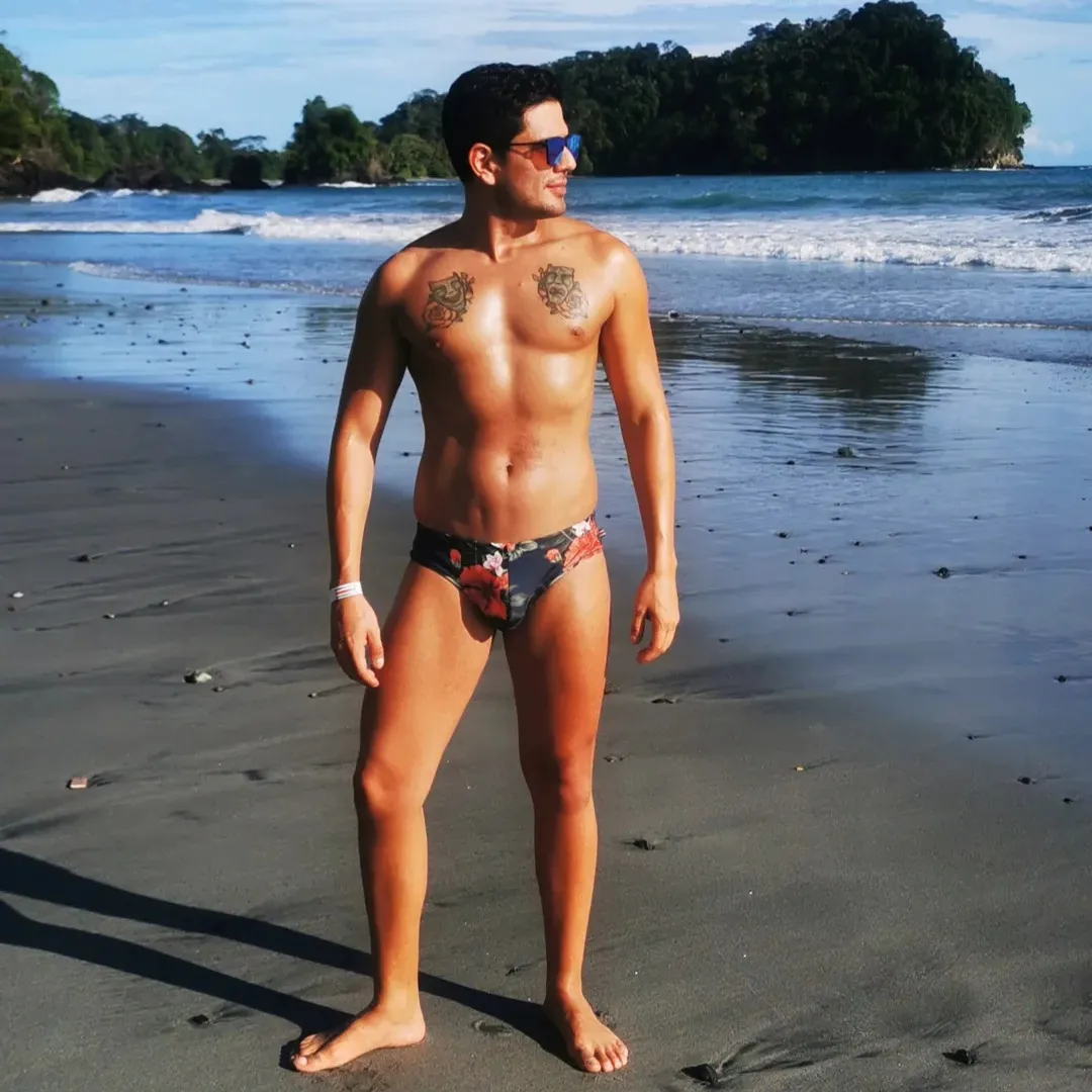 Alex Montenegro OnlyFans profile picture