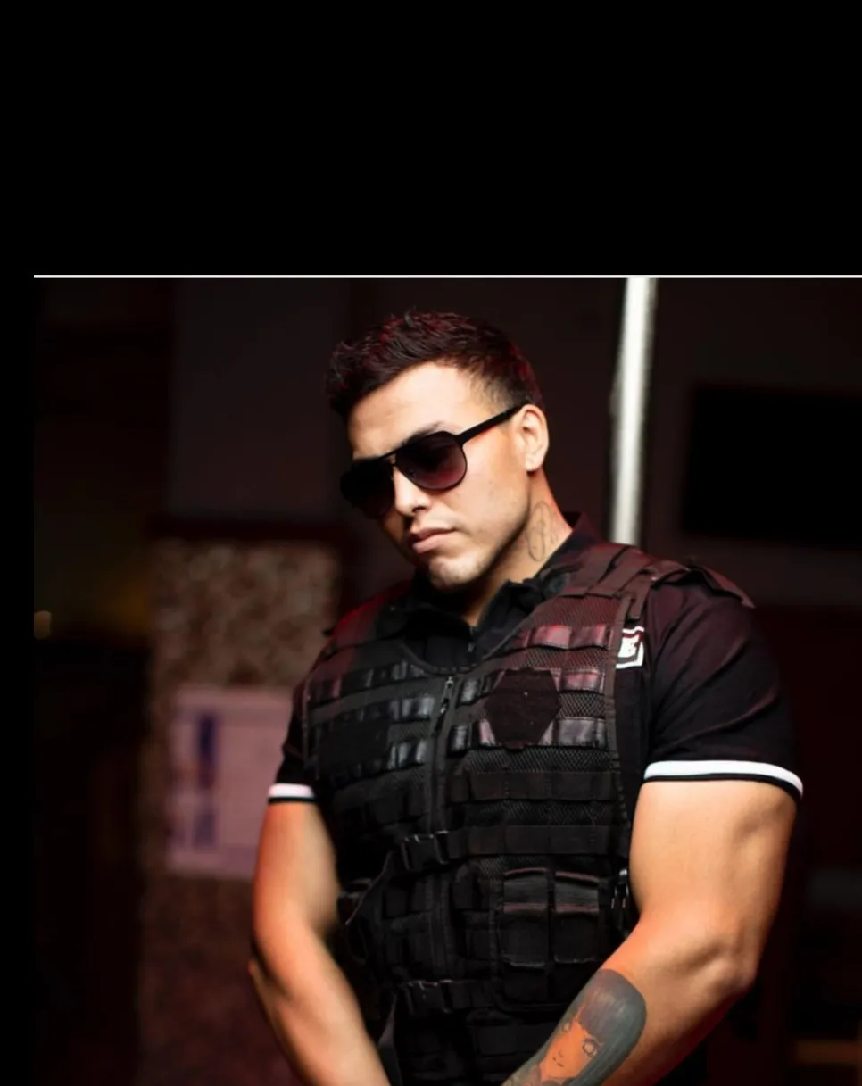 Alexxmx OnlyFans header
