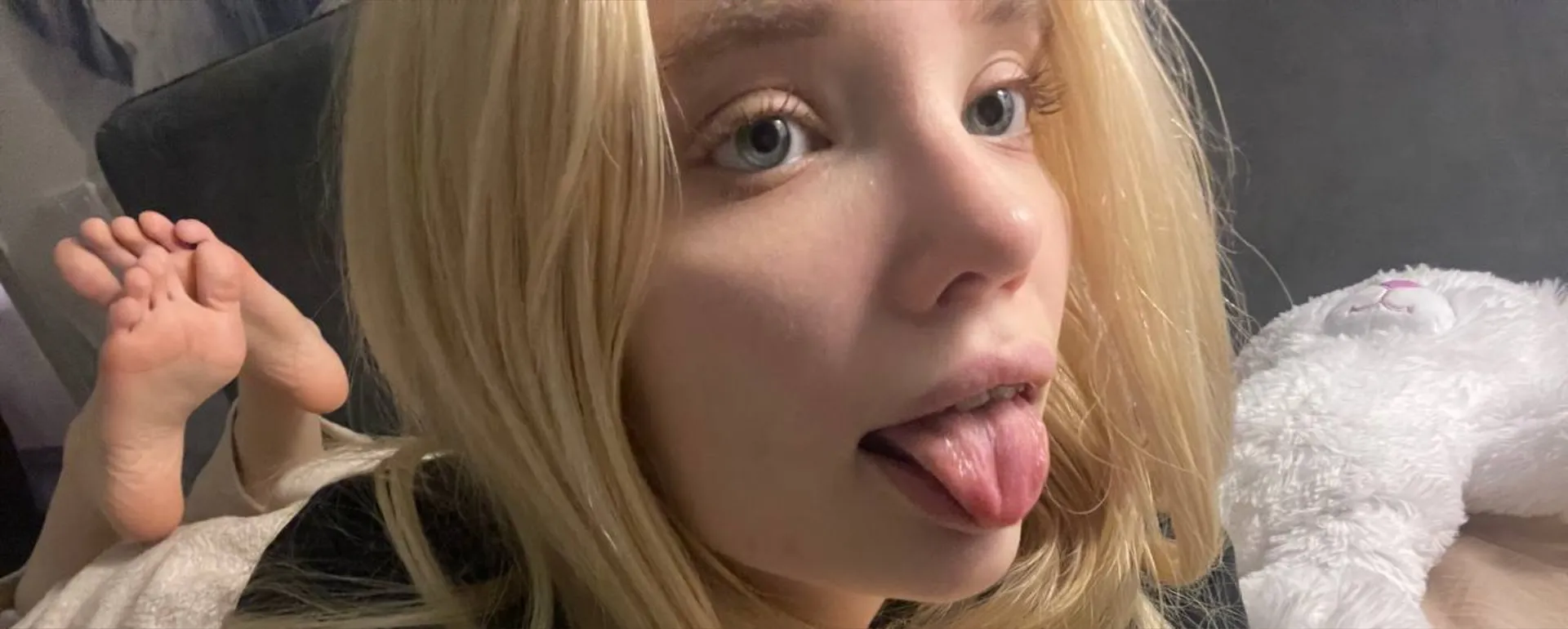 alicepreuoston OnlyFans header