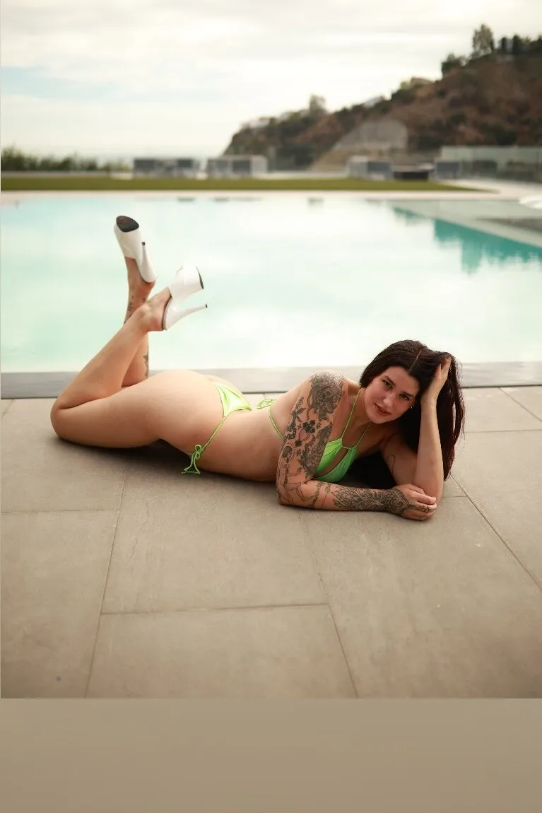Allie Oops Free OnlyFans header