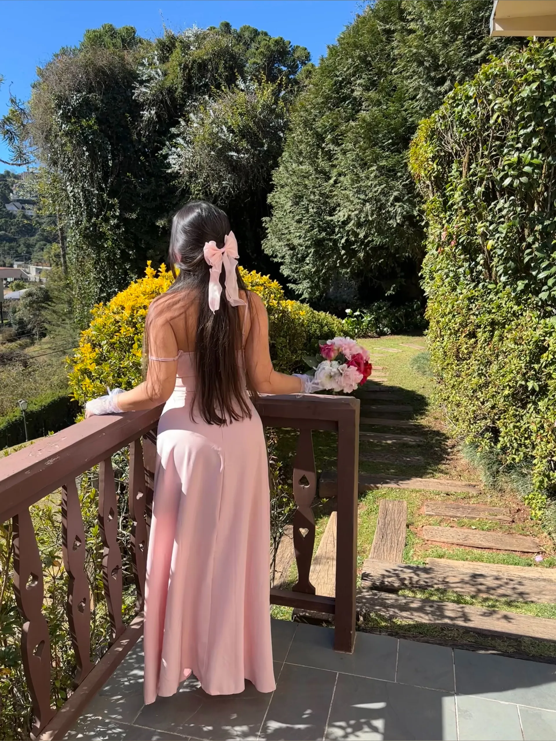 Alyne Lary OnlyFans header