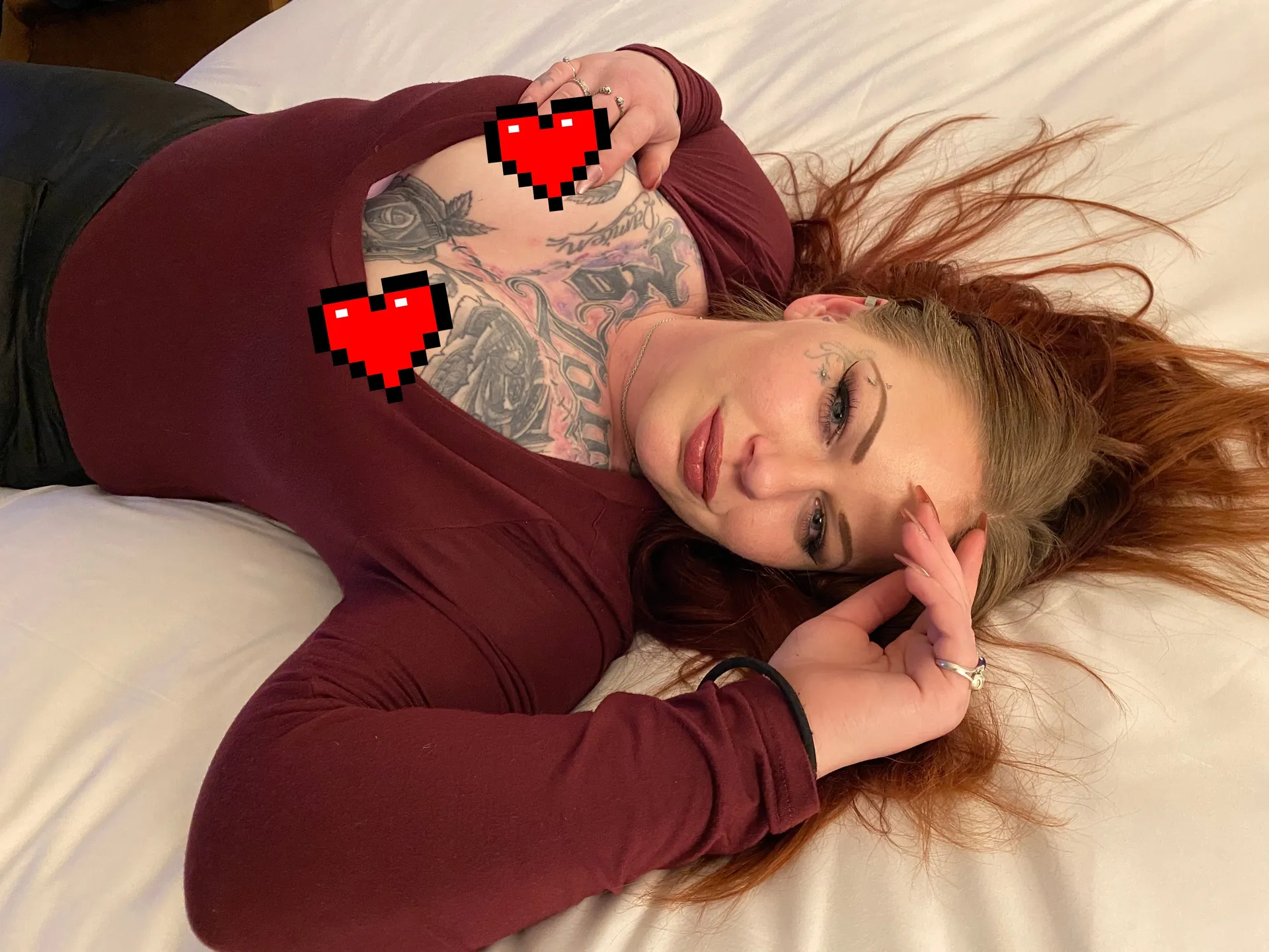 AlyxHart OnlyFans header