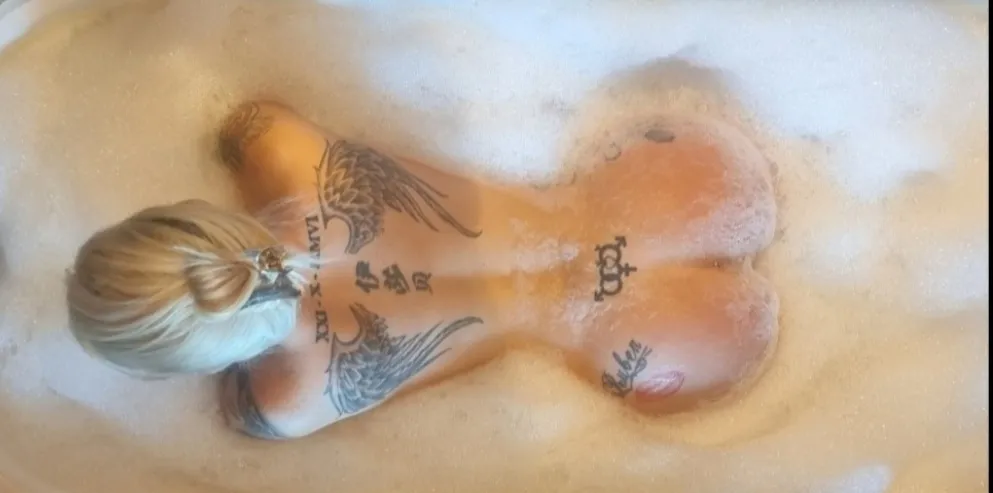 Amandax(+18) OnlyFans header