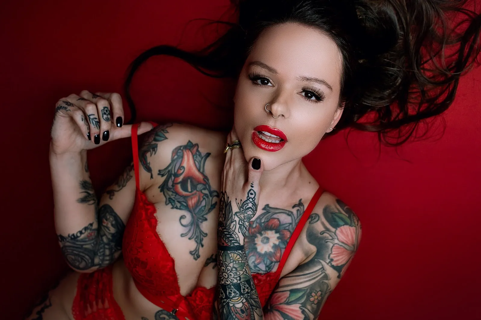 Annoir OnlyFans header