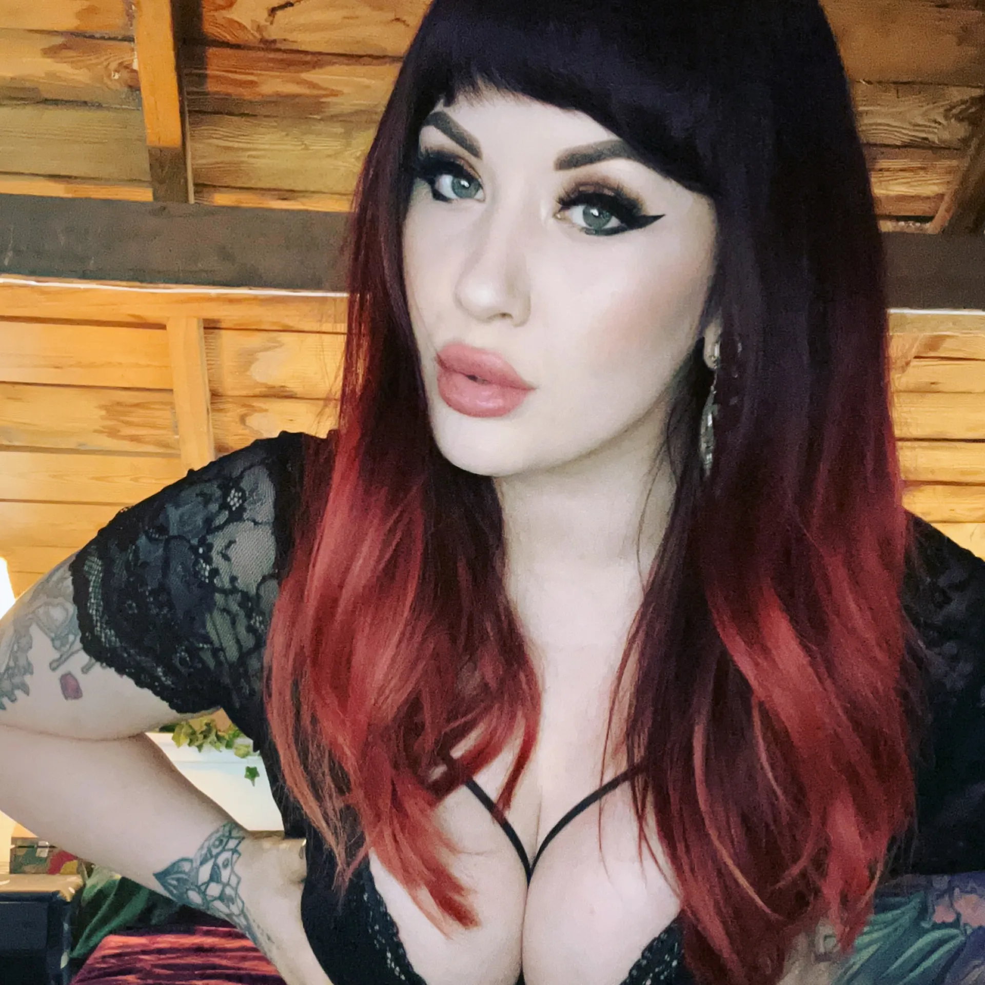 Anyanca Von Teese (Anya)