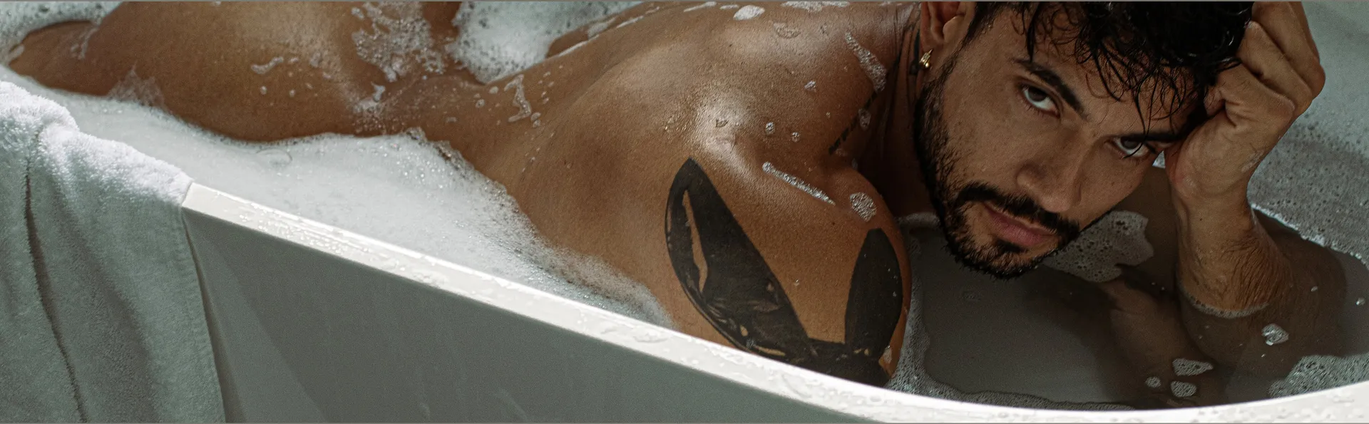 Alejo Ospina OnlyFans header