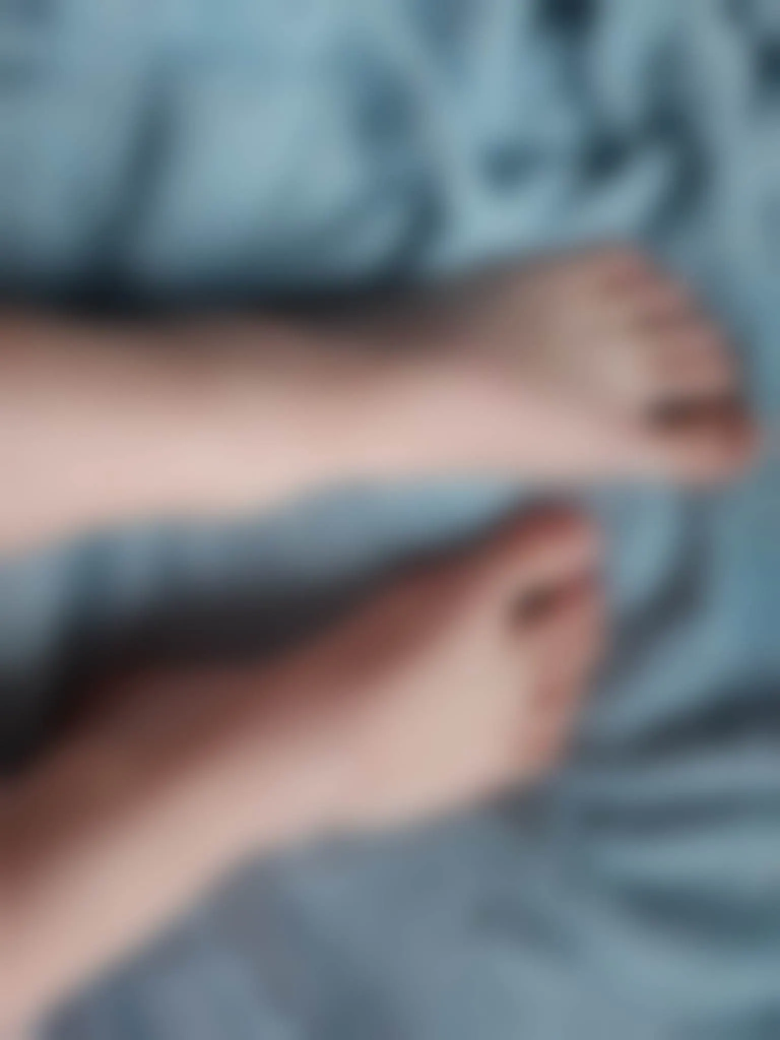Aphelia Feet cover