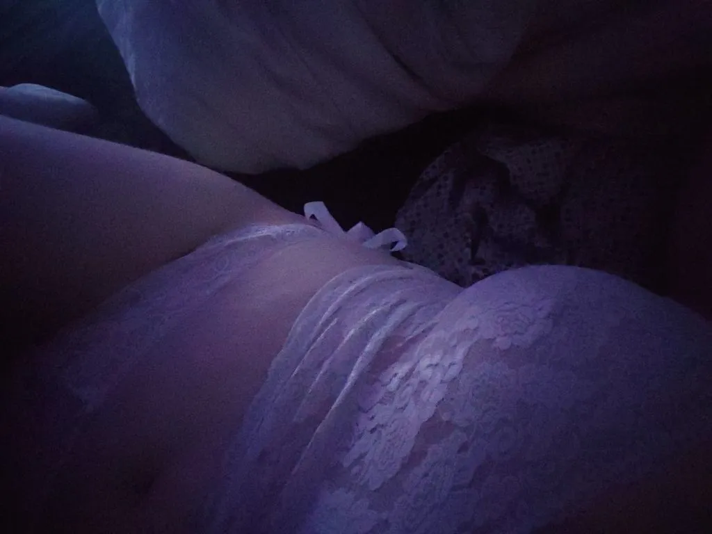 Avellyn OnlyFans header