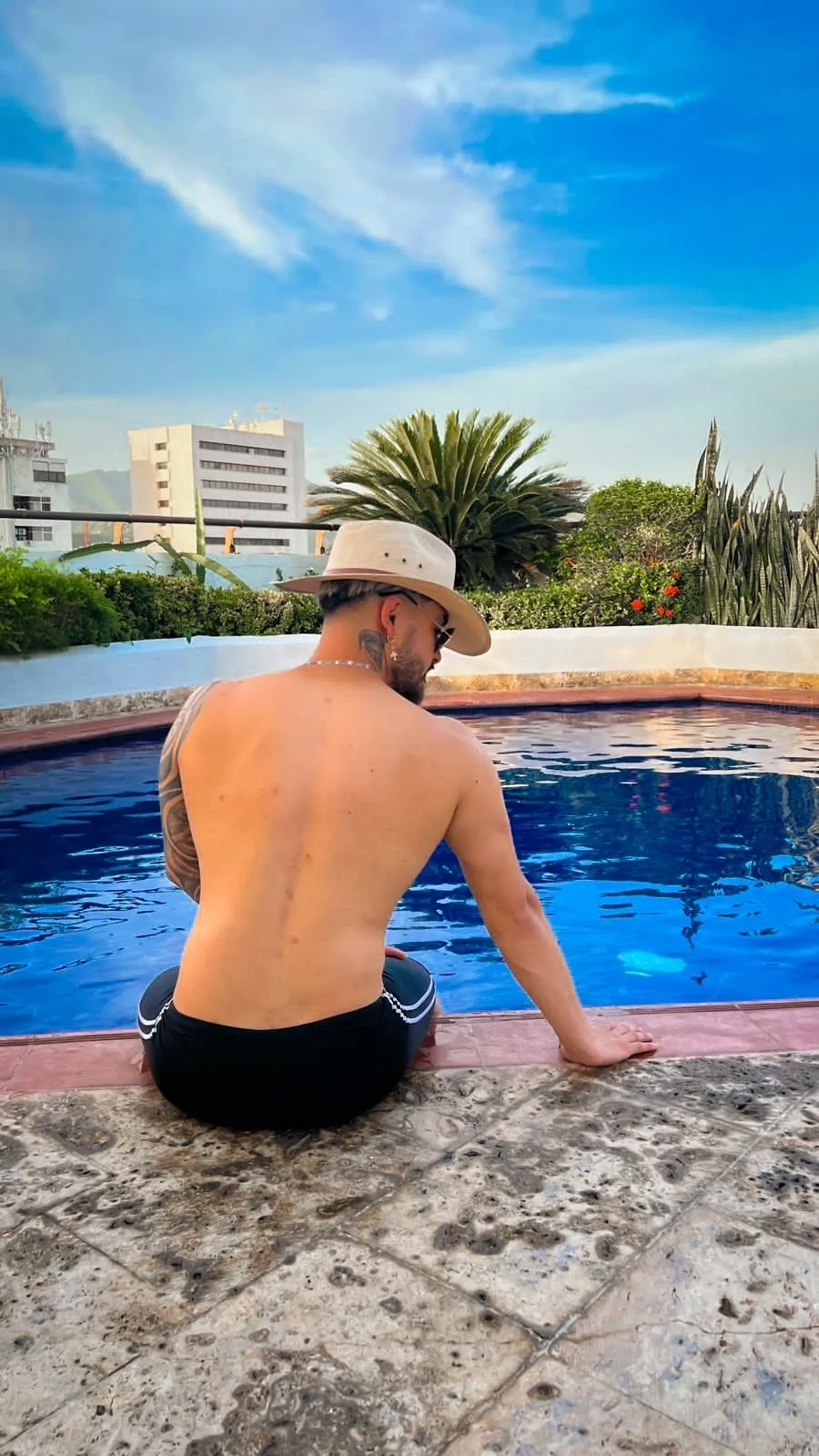 Apolo Eros OnlyFans header