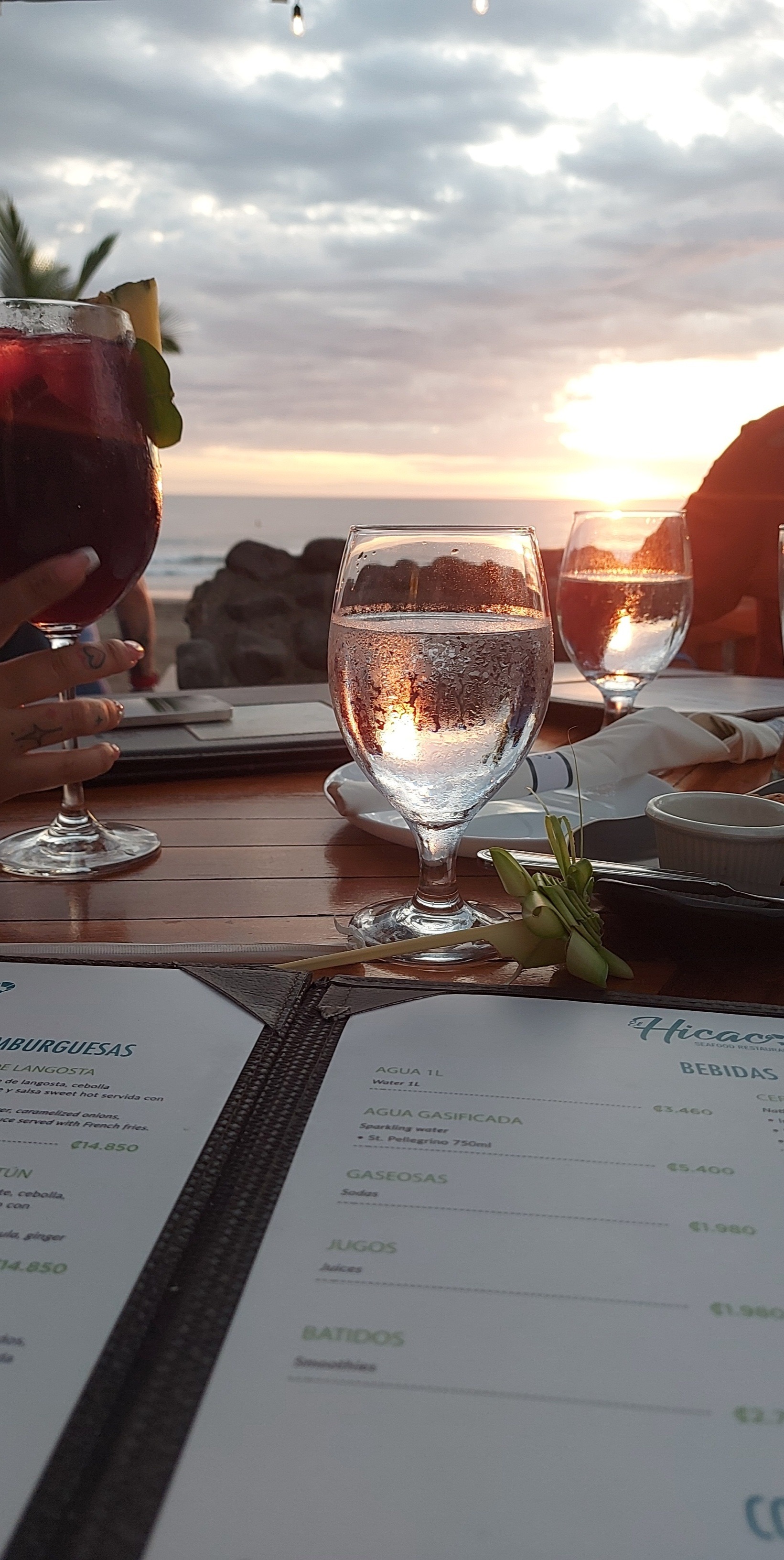 Applelili OnlyFans header