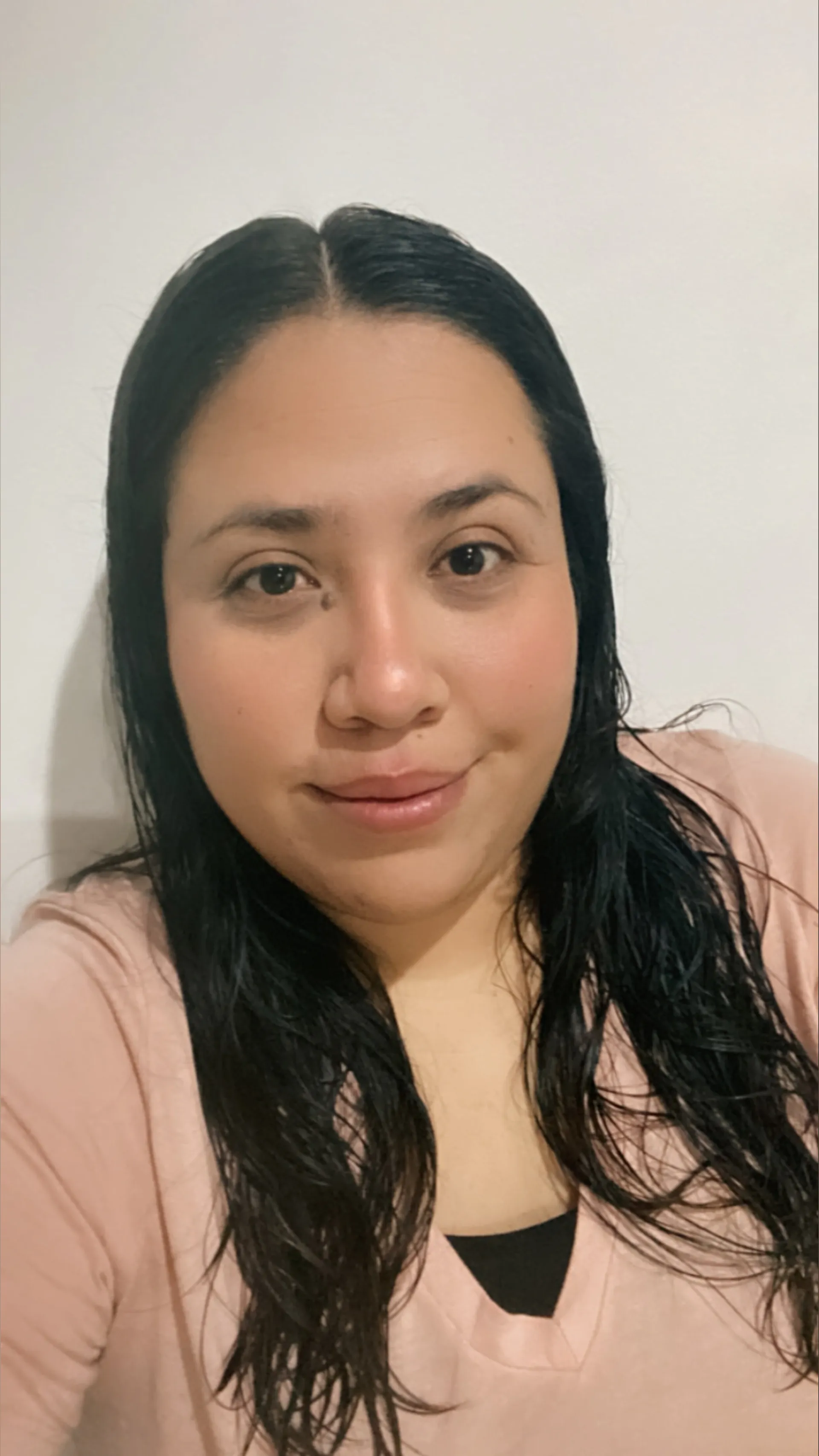 Abril Salinas OnlyFans header