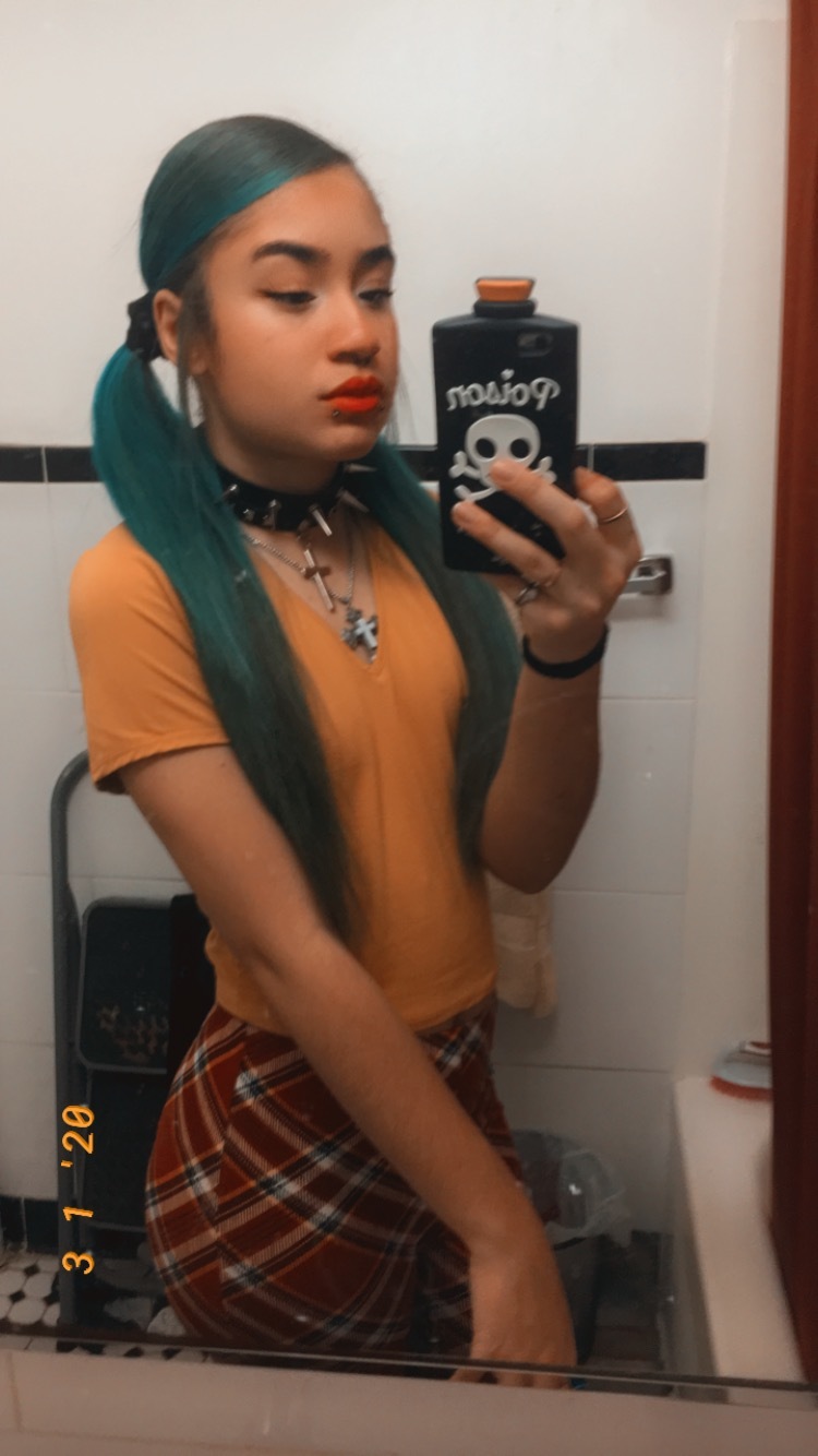 April Flowers OnlyFans header