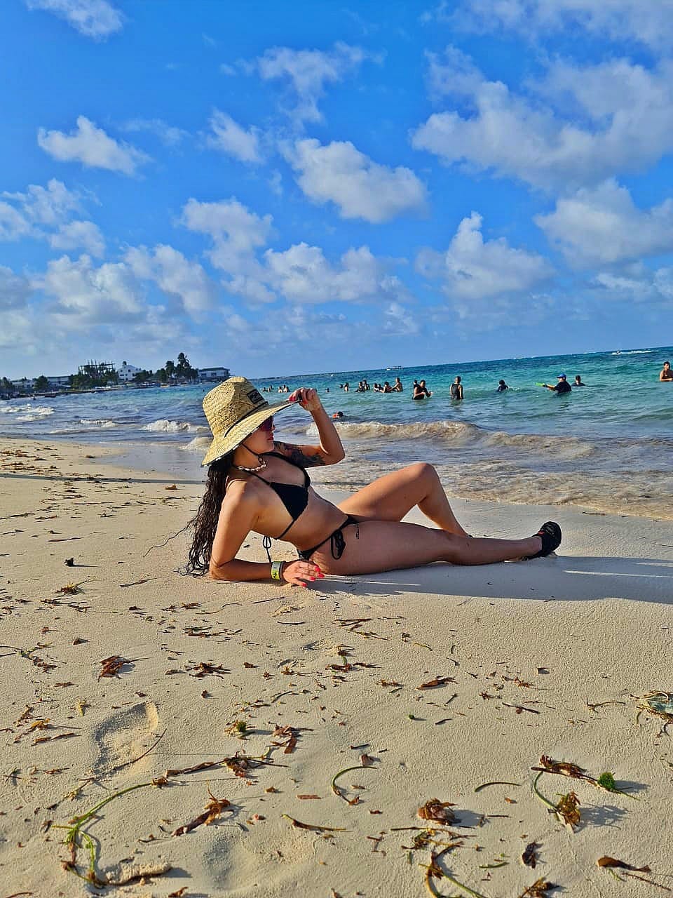 April Kendall❤️‍🔥😈 OnlyFans header