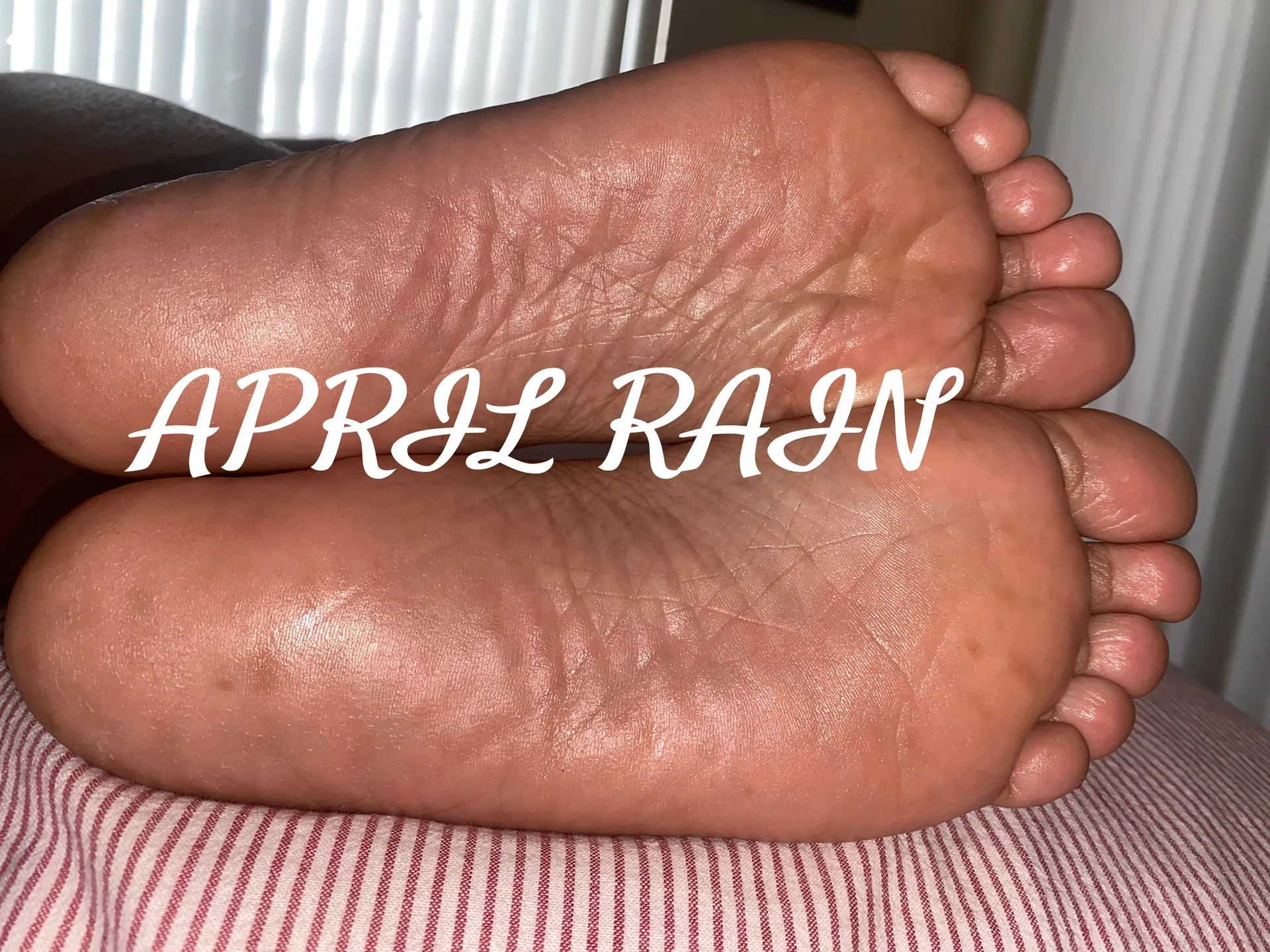 April Rain OnlyFans header