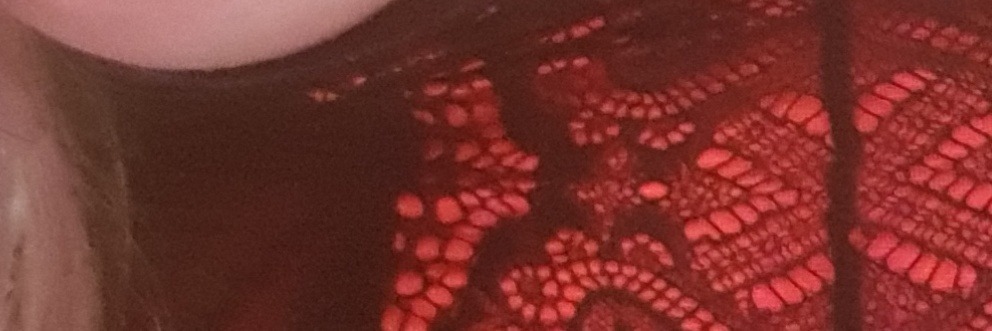 April reign OnlyFans header