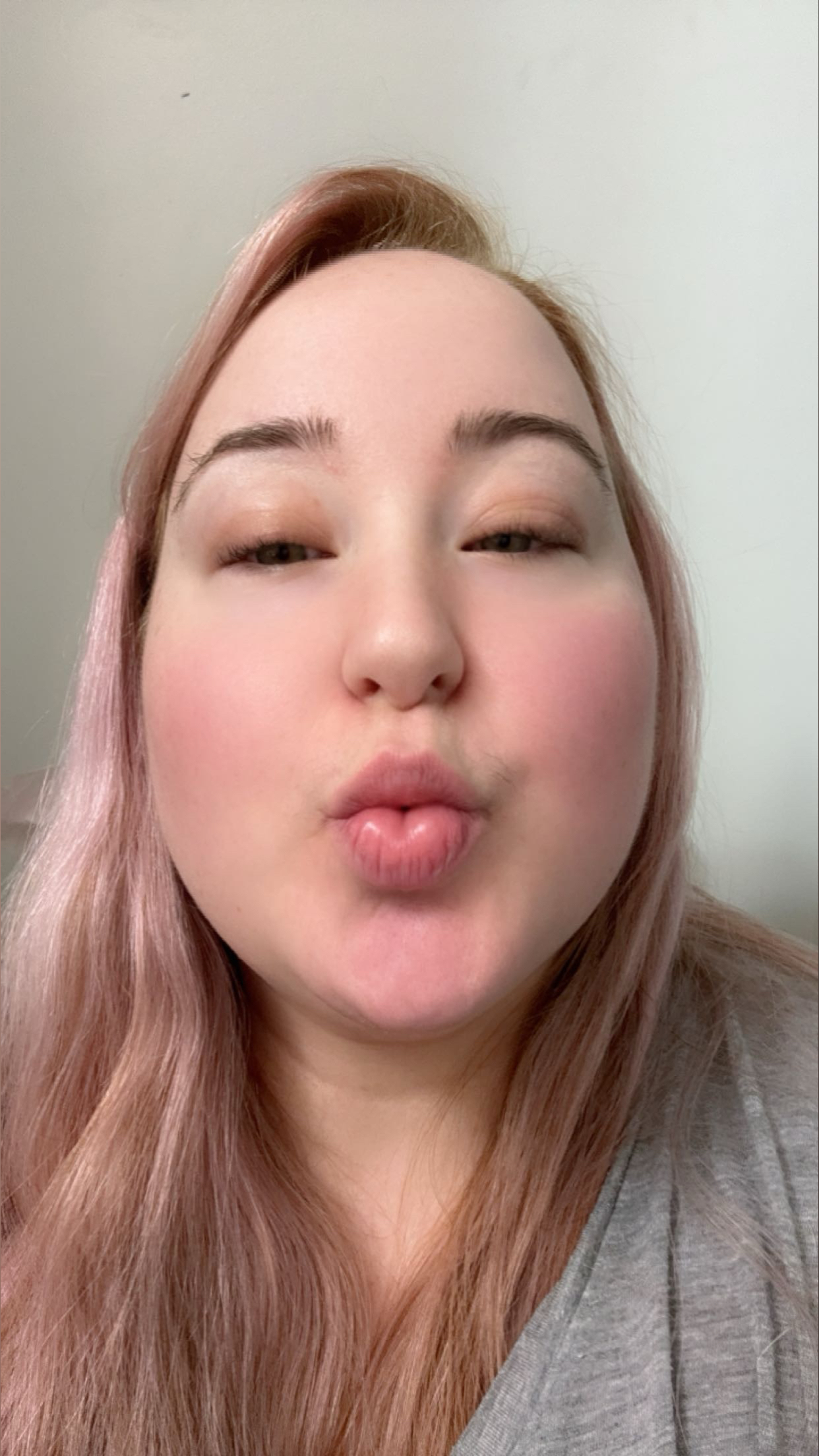 🩷 April Valentine VIP 🩷