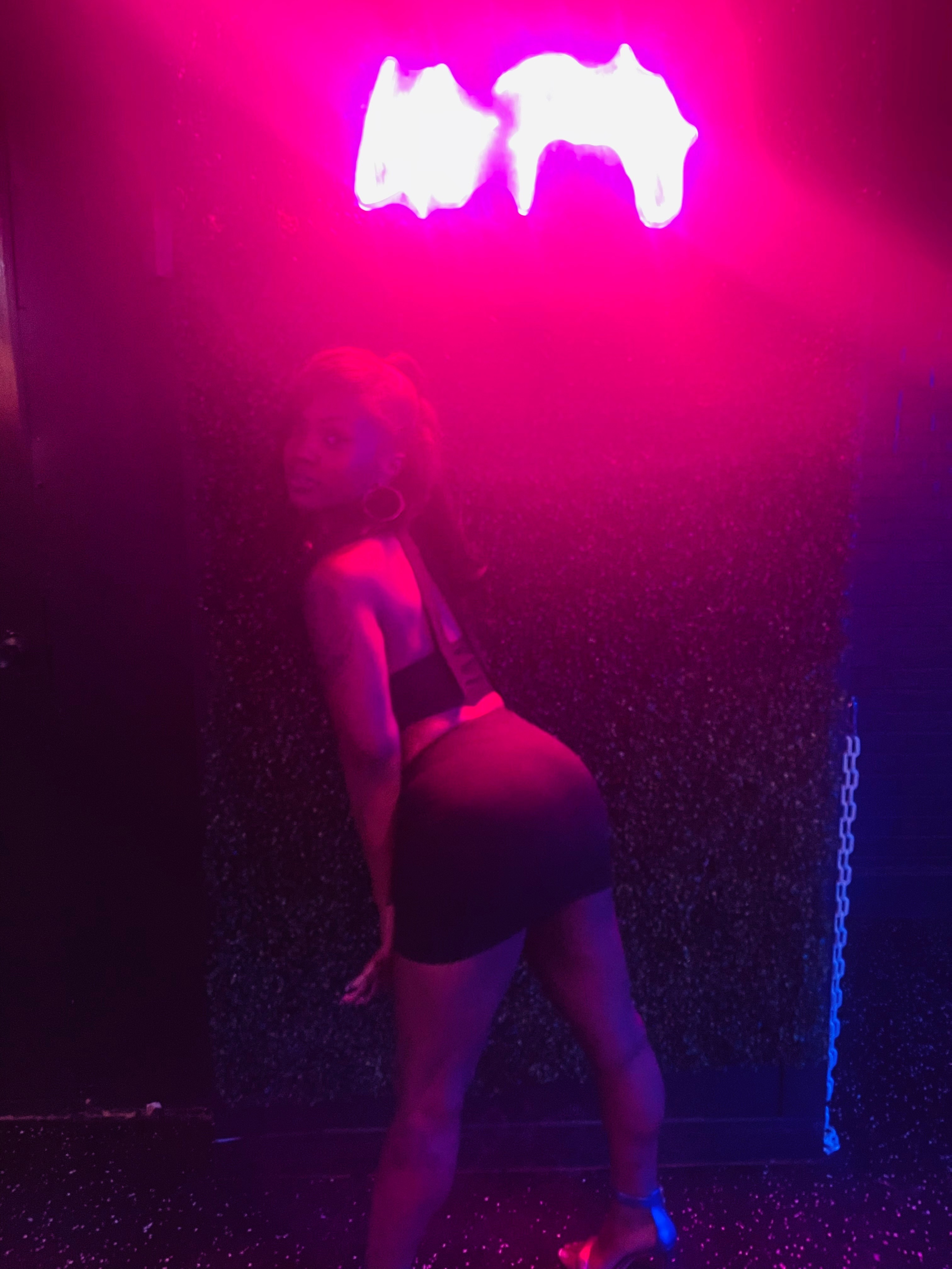 Unfriendly black hottie 🫦🌟