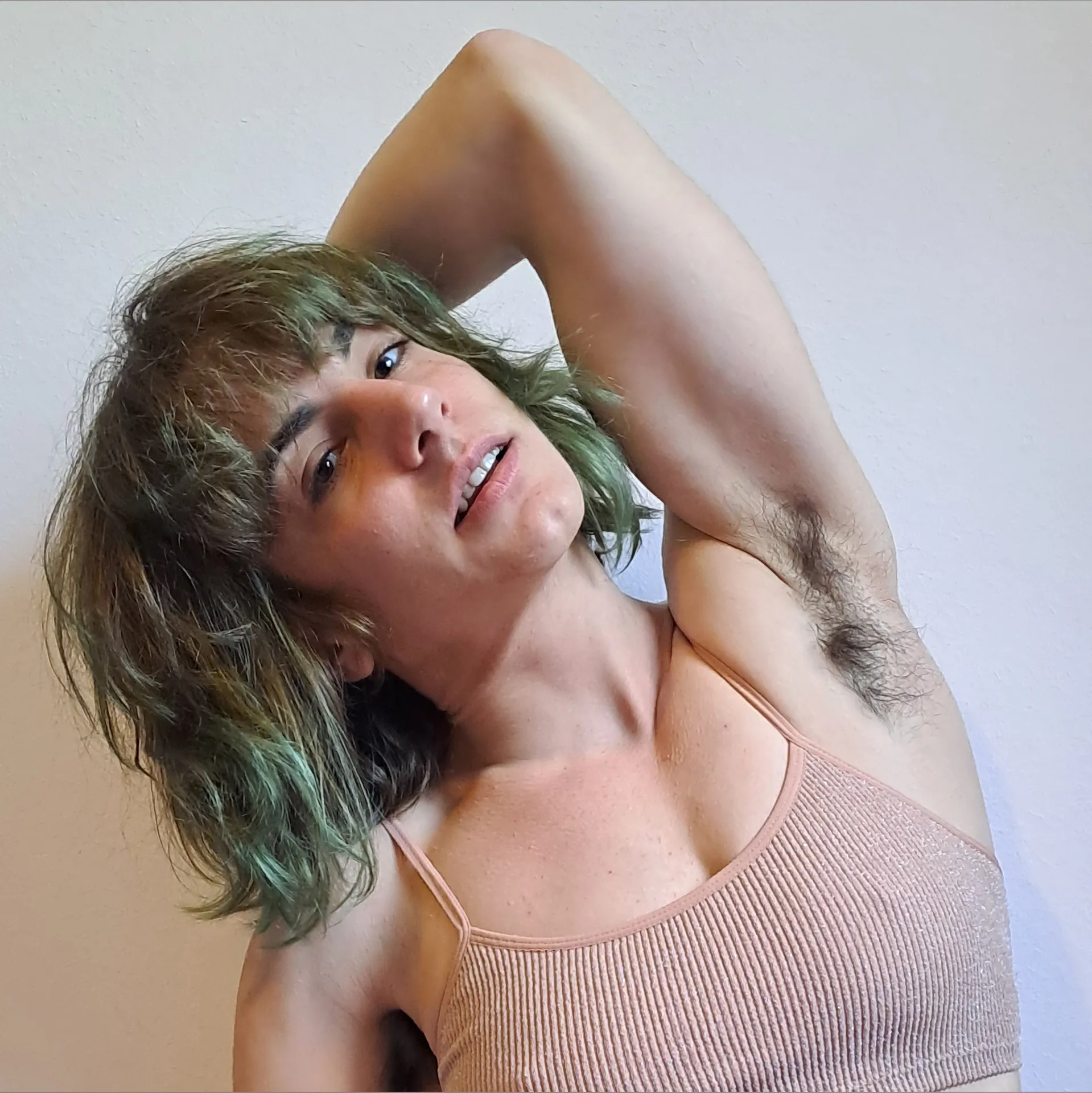 Aragne Spicy ❤️‍🔥 hairy muscled big clit