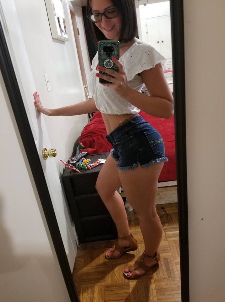 Arianna *top 6%* OnlyFans header