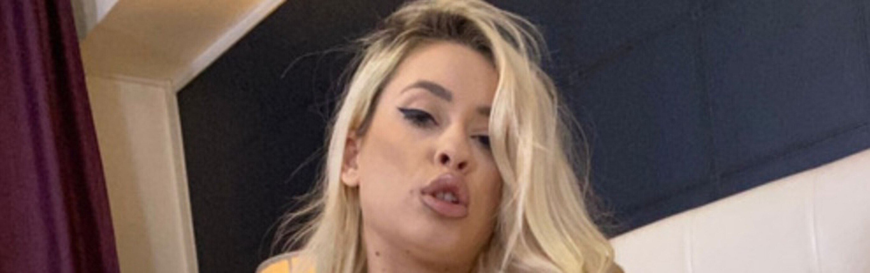 Arielle Mindy OnlyFans header