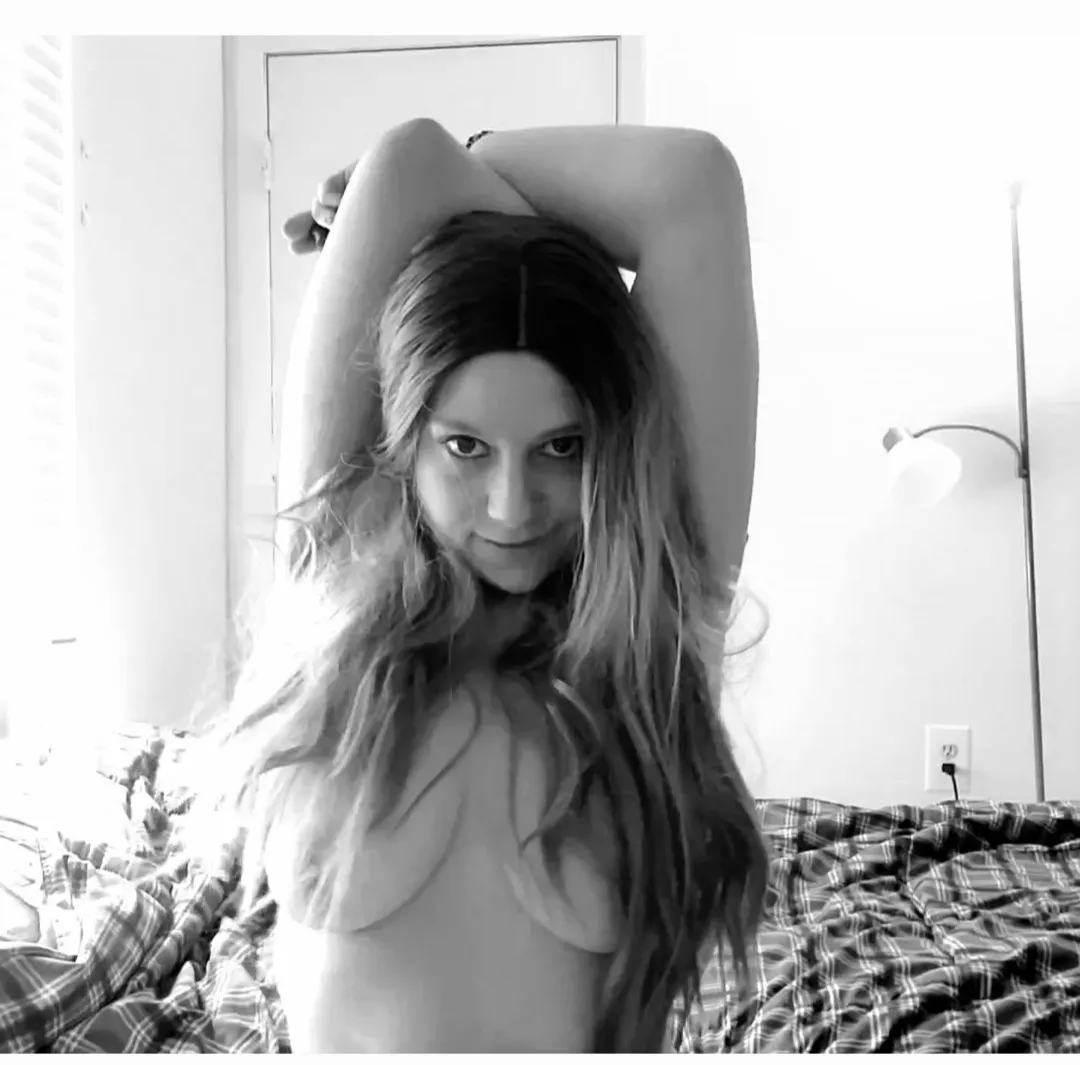 Ariel Monroe OnlyFans header