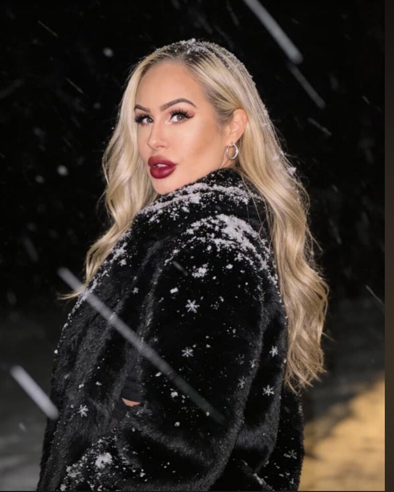 Just divorced and lonely 😔 OnlyFans