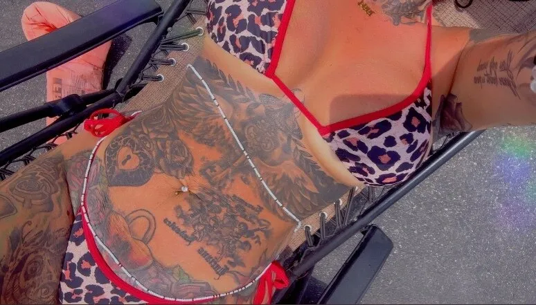 Ariana OnlyFans header